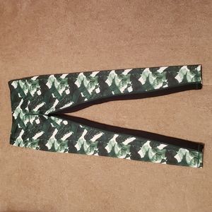 L'urv Women's Banana Leaf Print Leggings